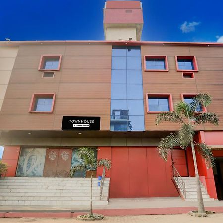 Super Townhouse Gida Near Rto Office Hotel Gorakhpur Exterior foto